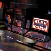 Podcast Neon Window