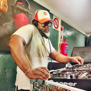 #Bring Back Deep House