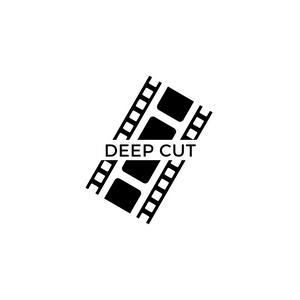 DEEP CUT COUCH